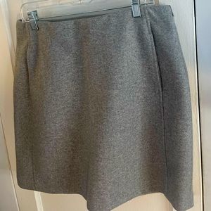 Vero Moda Elegant Light Grey High Waisted Structured  Emmerich Mini Skirt NWT